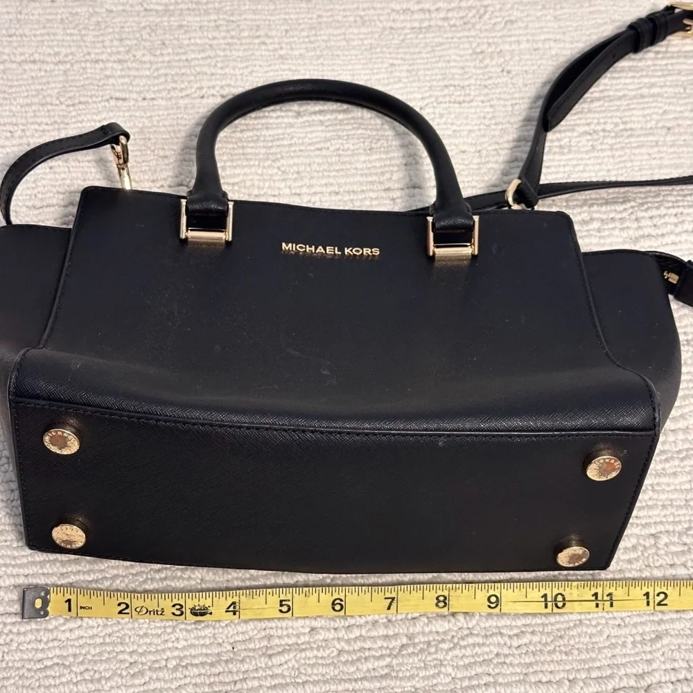 MICHAEL KORS Selma Women’s Black Satchel Crossbody Saffiano Leather Elegant